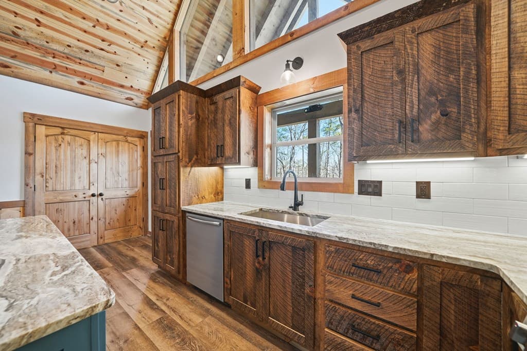 835 Hilton Drive, Ellijay GA 30540 - Photo
