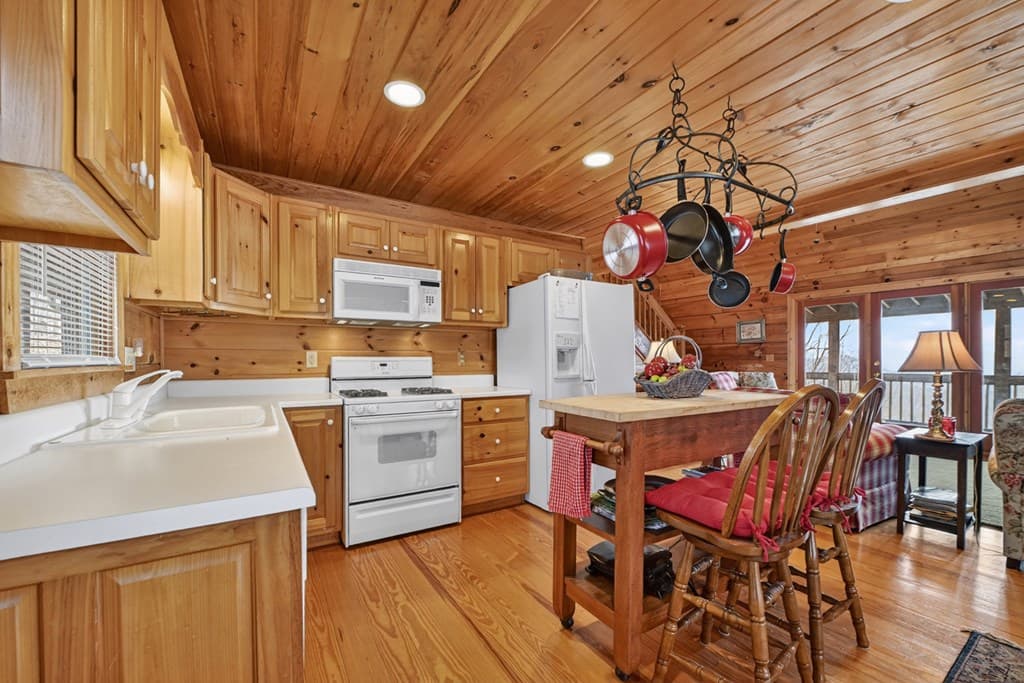 1186 Walnut Ridge, Ellijay GA 30536 - Photo