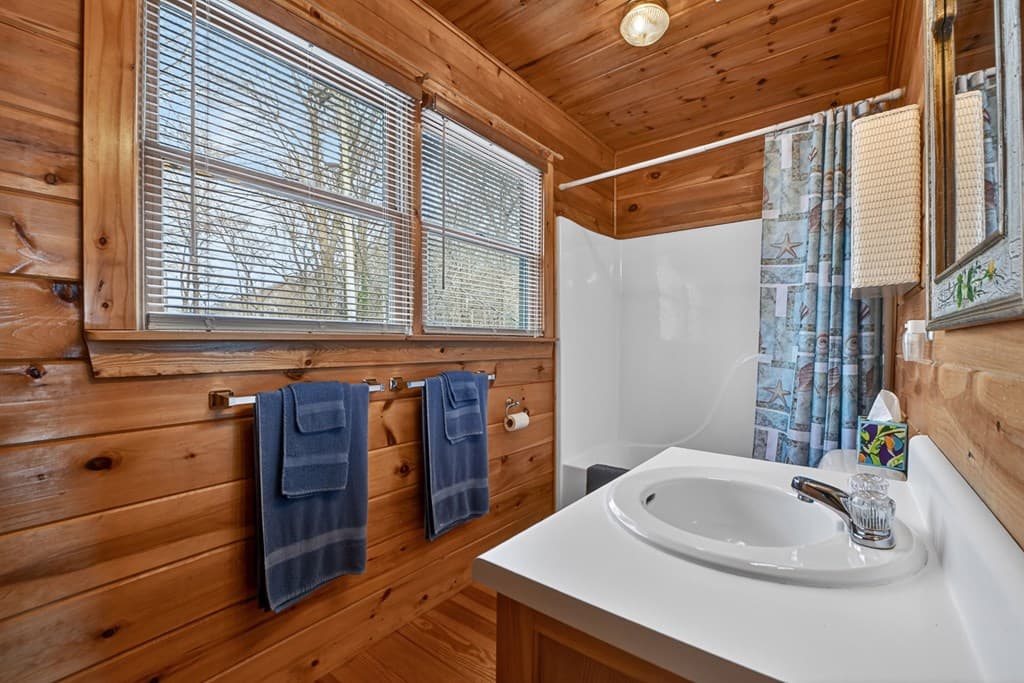 1186 Walnut Ridge, Ellijay GA 30536 - Photo