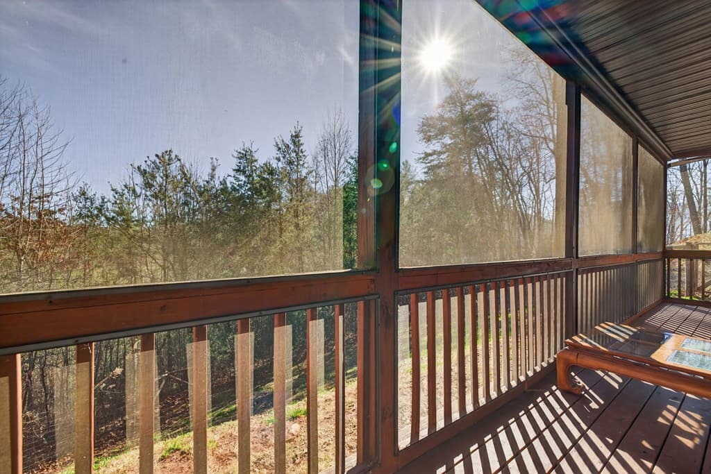 223 Red Bud Lane, Hiawassee GA 30546 - Photo