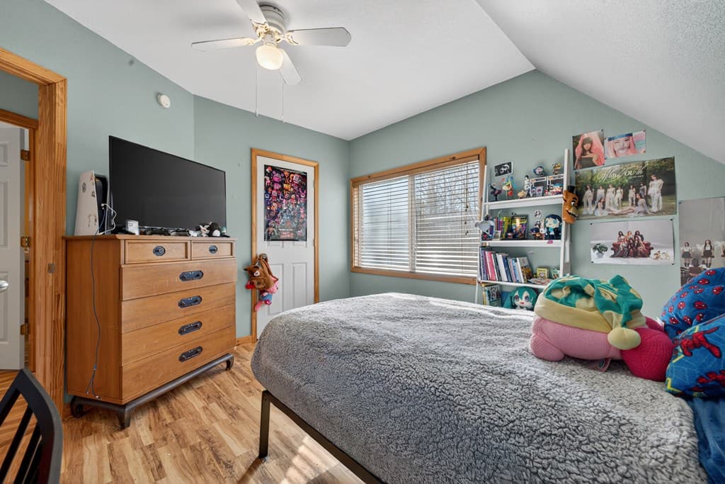 223 Red Bud Lane, Hiawassee GA 30546 - Photo