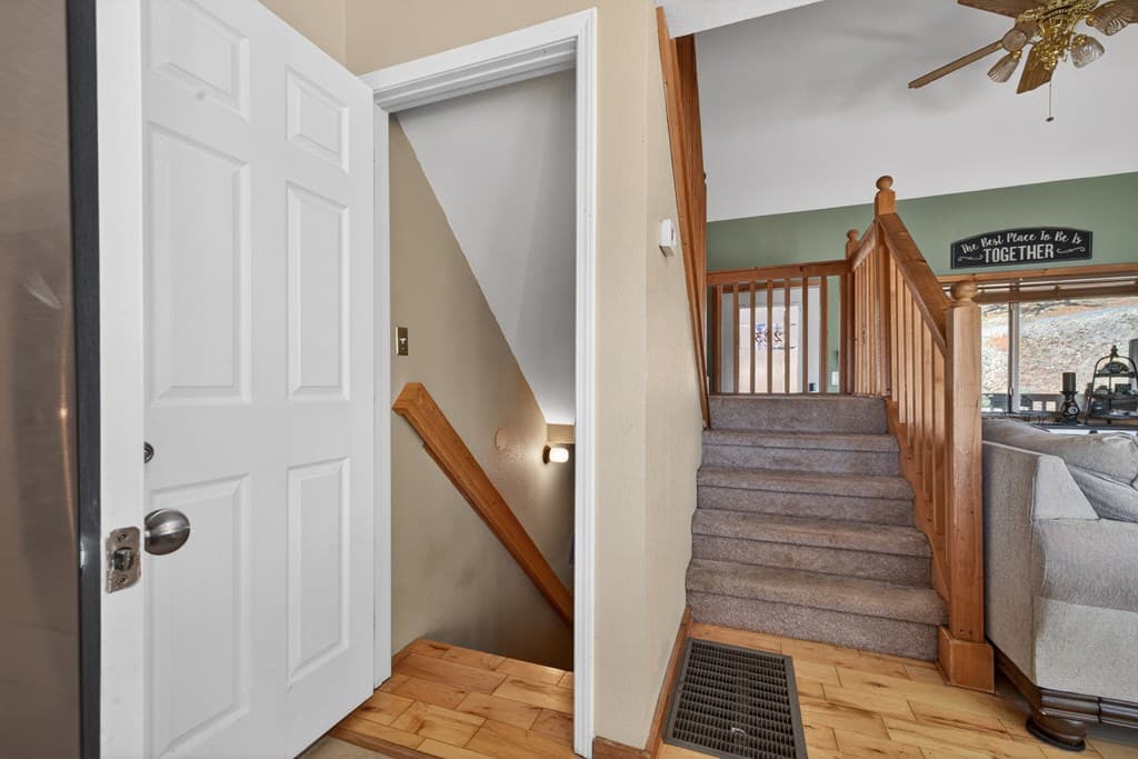 223 Red Bud Lane, Hiawassee GA 30546 - Photo