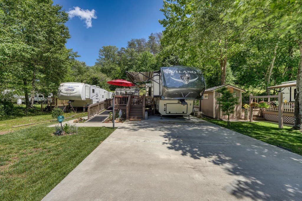 391 Conley Creek Circle, Blairsville GA 30512 - Photo