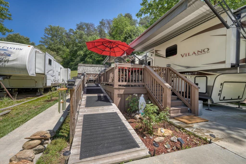 391 Conley Creek Circle, Blairsville GA 30512 - Photo