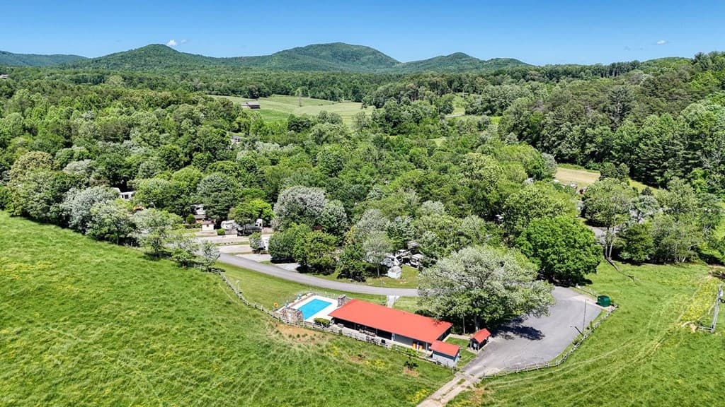 391 Conley Creek Circle, Blairsville GA 30512 - Photo