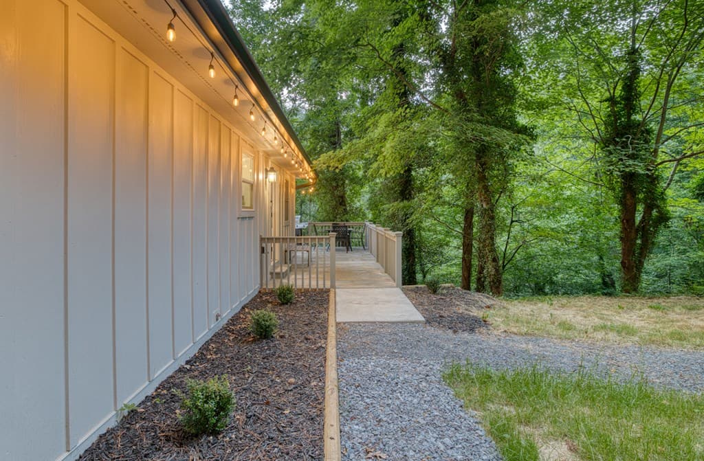 192 Possum Holler Road, Ellijay GA 30536 - Photo