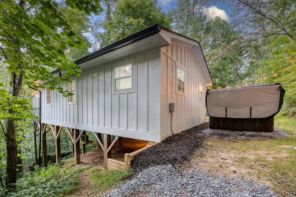192 Possum Holler Road, Ellijay GA 30536 - Photo