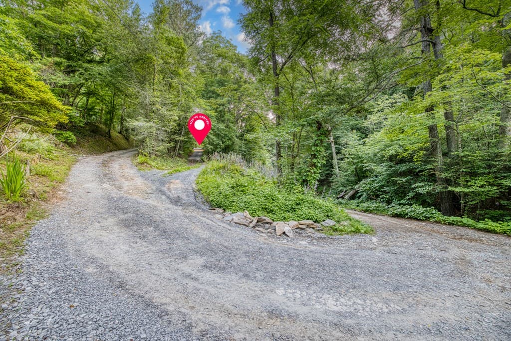 192 Possum Holler Road, Ellijay GA 30536 - Photo