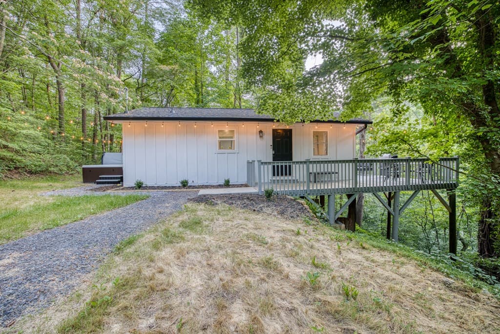 192 Possum Holler Road, Ellijay GA 30536 - Photo