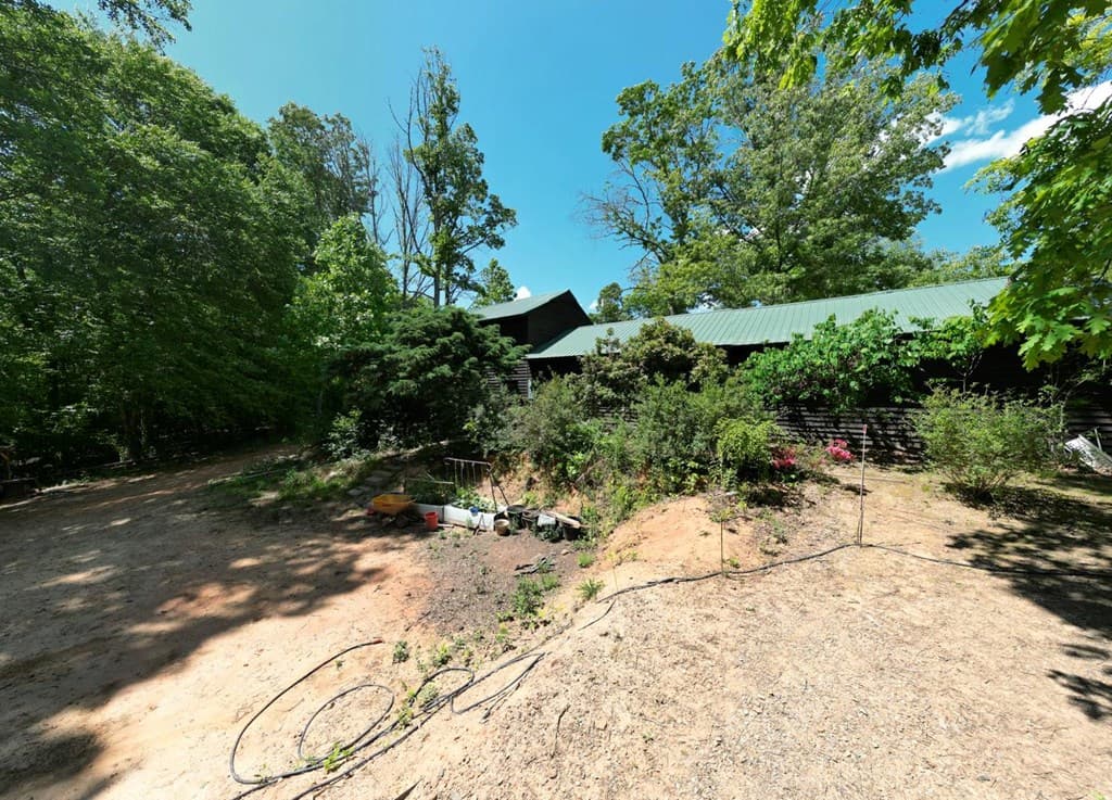 357 Nottely Woods Road E, Blairsville GA 30512 - Photo