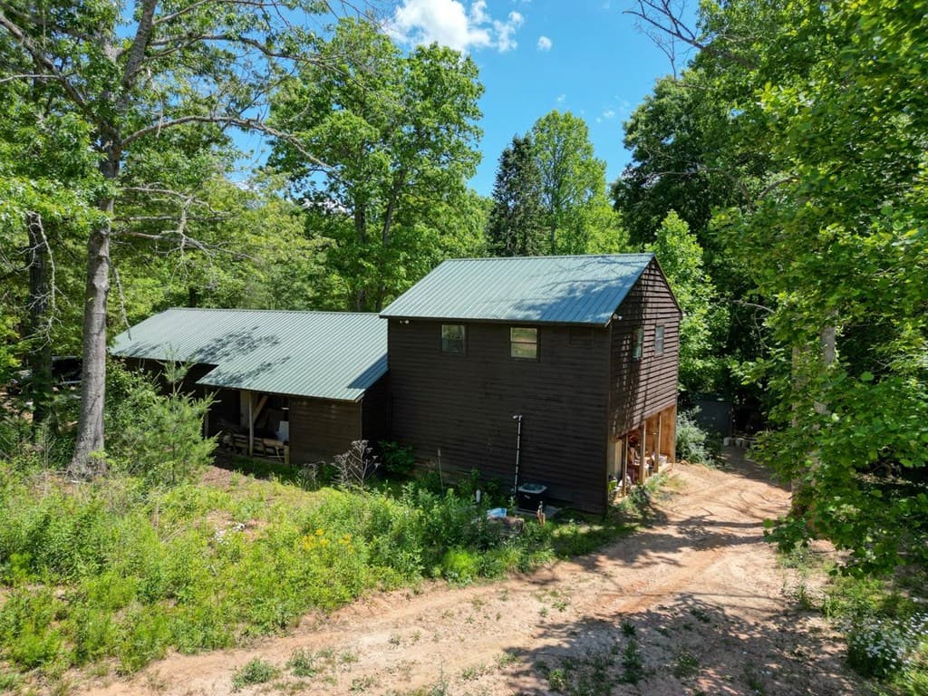 357 Nottely Woods Road E, Blairsville GA 30512 - Photo