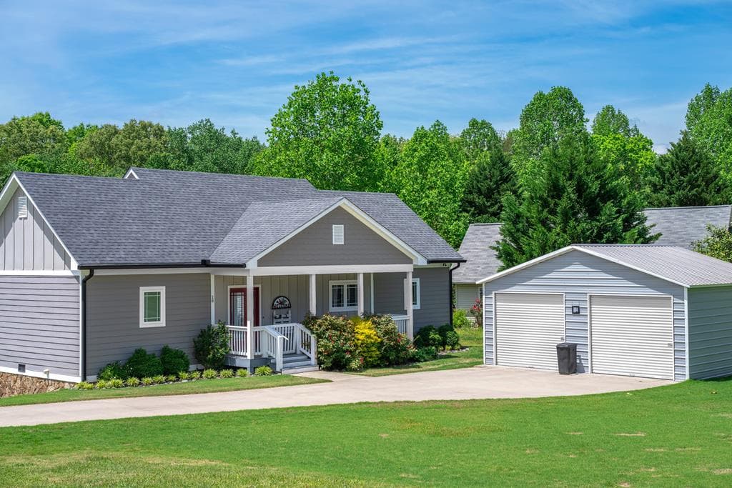 18 Shady Grove Lane, Blue Ridge GA 30513 - Photo