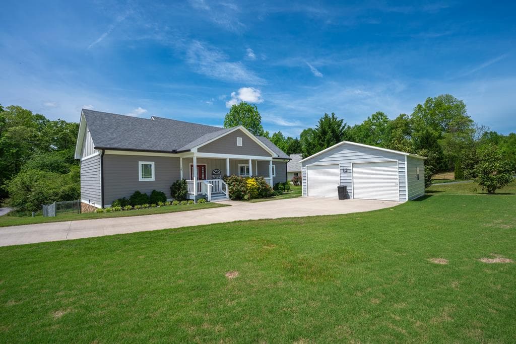 18 Shady Grove Lane, Blue Ridge GA 30513 - Photo