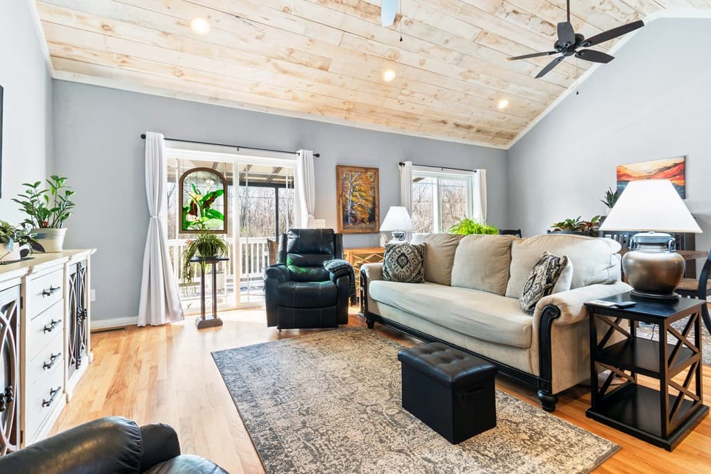 18 Shady Grove Lane, Blue Ridge GA 30513 - Photo
