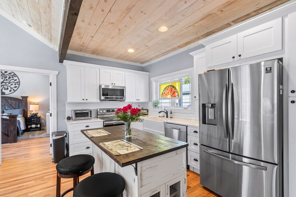 18 Shady Grove Lane, Blue Ridge GA 30513 - Photo