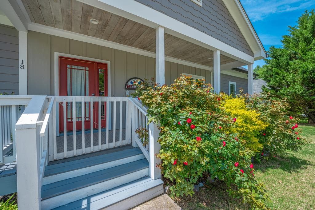 18 Shady Grove Lane, Blue Ridge GA 30513 - Photo
