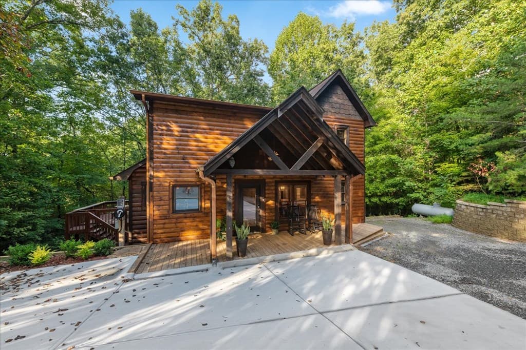 126 Brookwood Drive, Blue Ridge GA 30513 - Photo