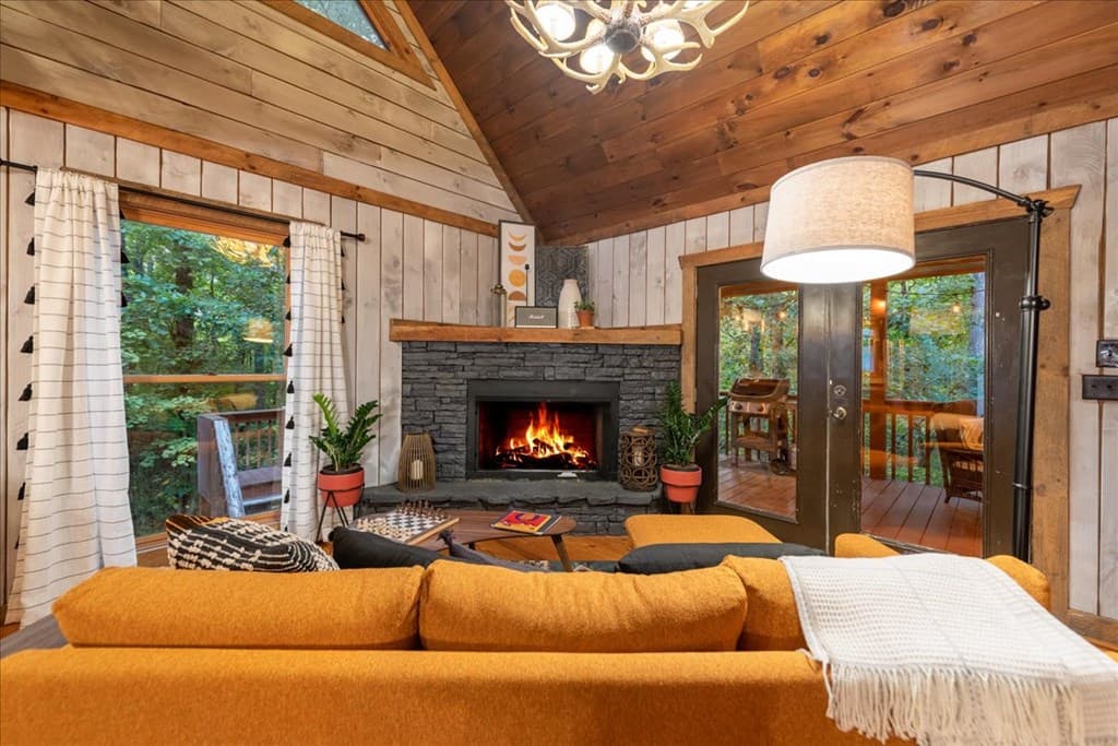 126 Brookwood Drive, Blue Ridge GA 30513 - Photo