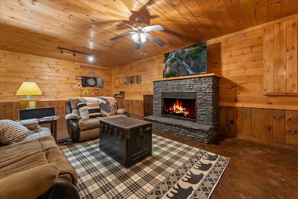 126 Brookwood Drive, Blue Ridge GA 30513 - Photo