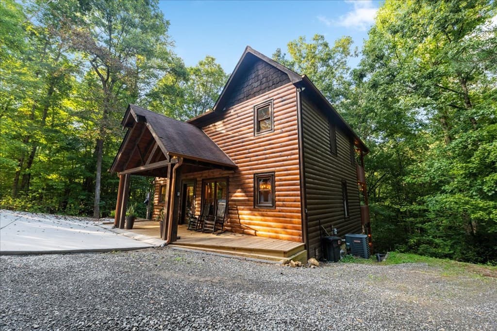 126 Brookwood Drive, Blue Ridge GA 30513 - Photo