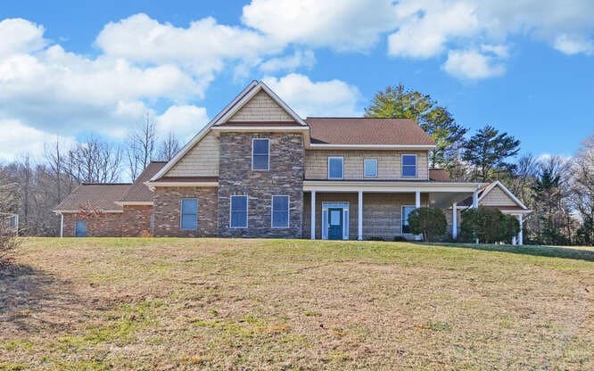 718 Hidden Lake, Blairsville GA 30512 - Photo