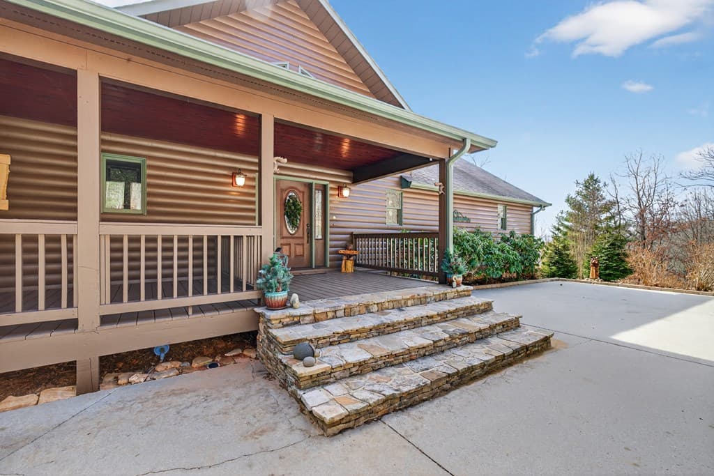 200 Twelve Oaks Drive, Murphy NC 28906 - Photo