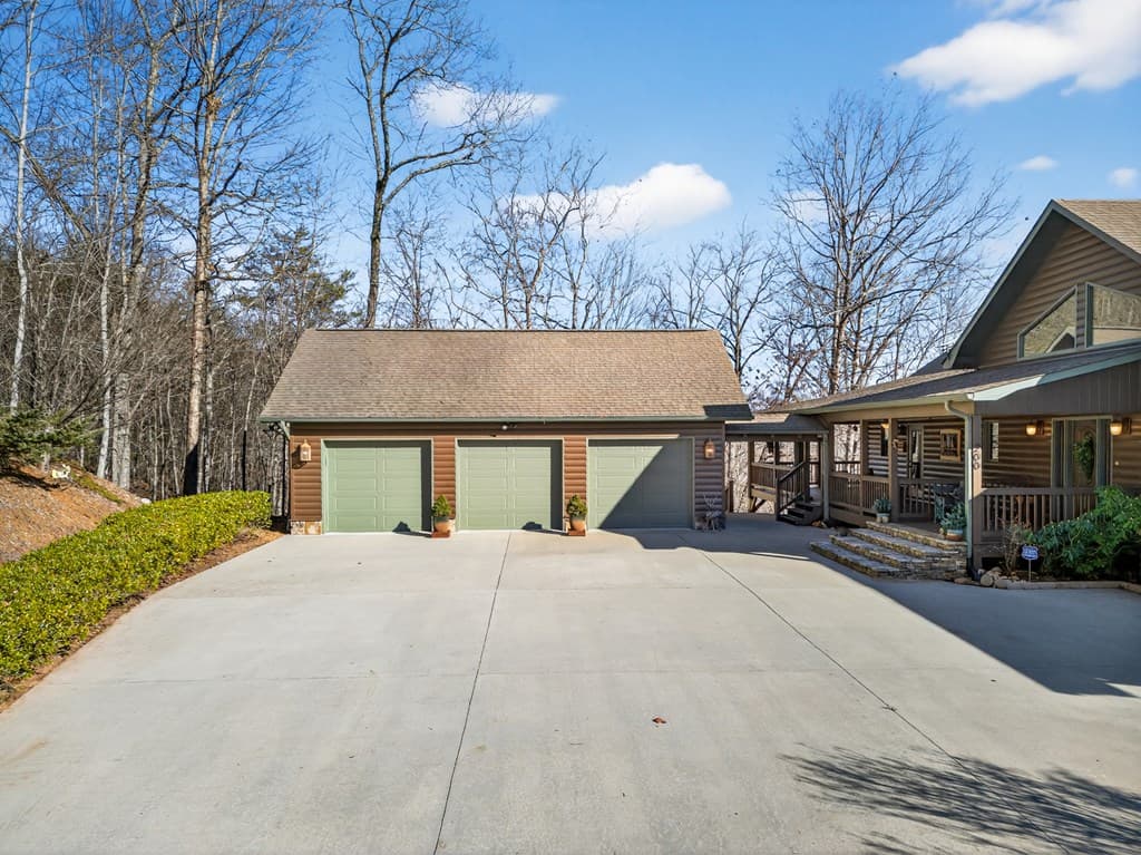 200 Twelve Oaks Drive, Murphy NC 28906 - Photo