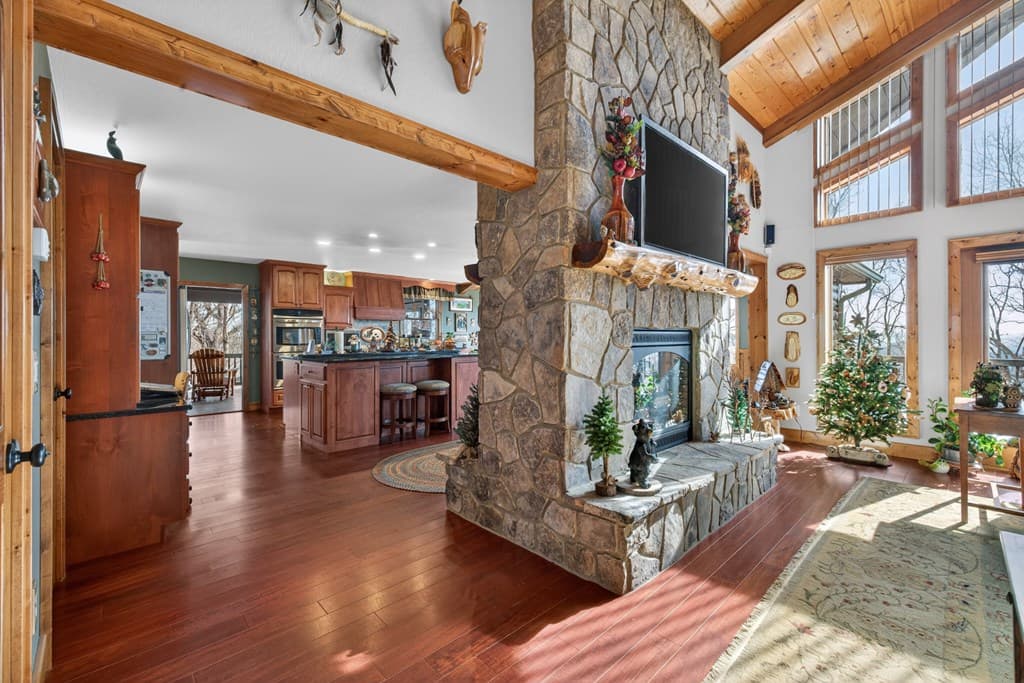 200 Twelve Oaks Drive, Murphy NC 28906 - Photo