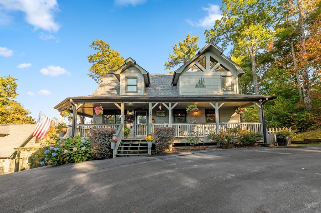 709 Laurel Creek Trail, Blue Ridge GA 30513 - Photo