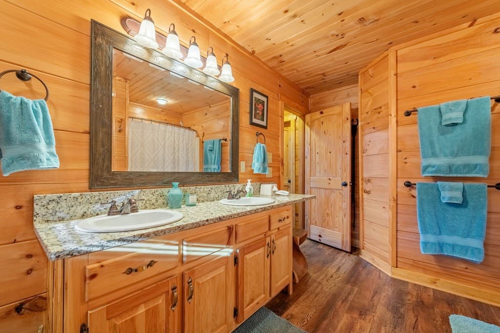 709 Laurel Creek Trail, Blue Ridge GA 30513 - Photo