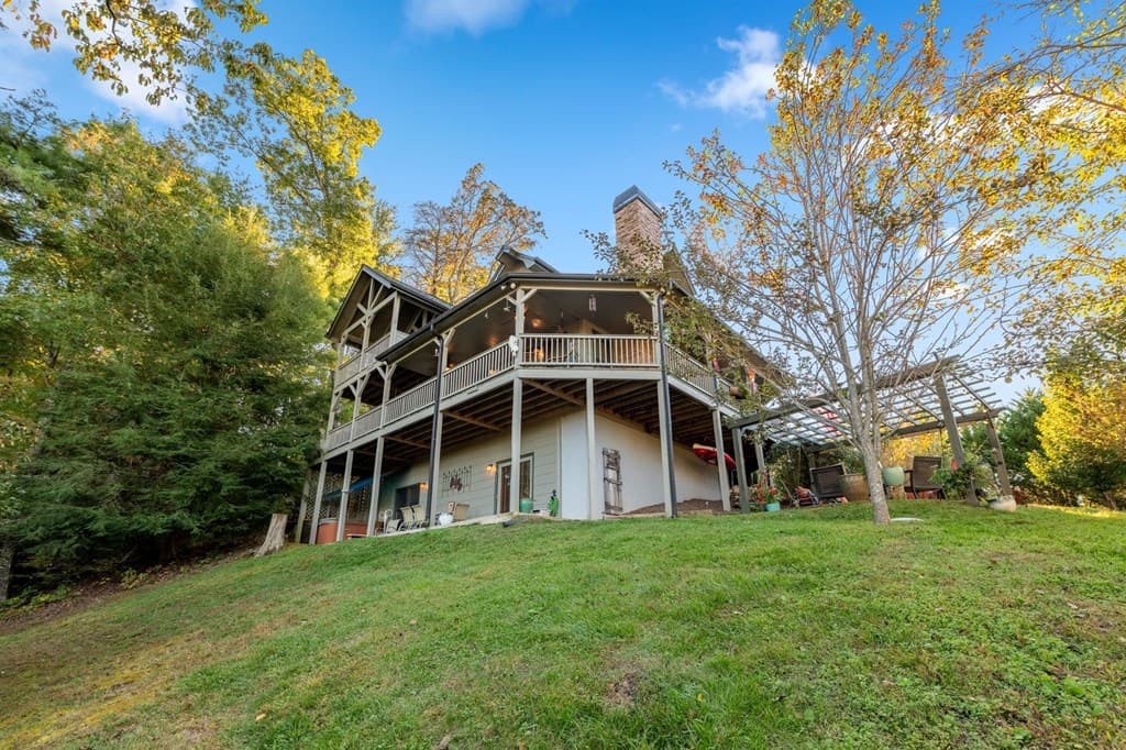 709 Laurel Creek Trail, Blue Ridge GA 30513 - Photo