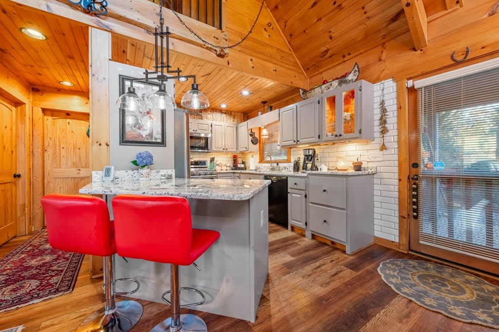 709 Laurel Creek Trail, Blue Ridge GA 30513 - Photo
