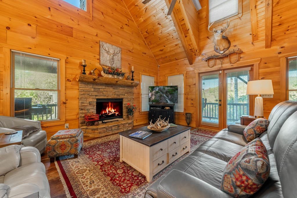 709 Laurel Creek Trail, Blue Ridge GA 30513 - Photo