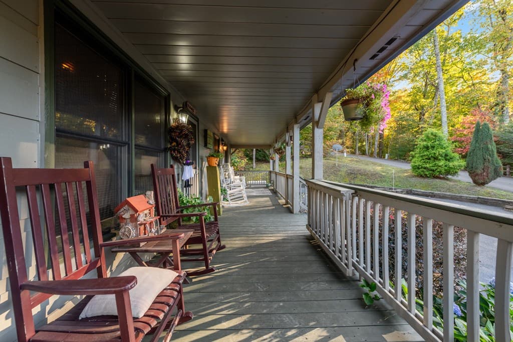 709 Laurel Creek Trail, Blue Ridge GA 30513 - Photo