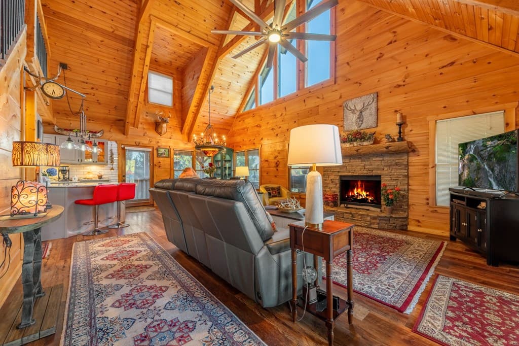 709 Laurel Creek Trail, Blue Ridge GA 30513 - Photo