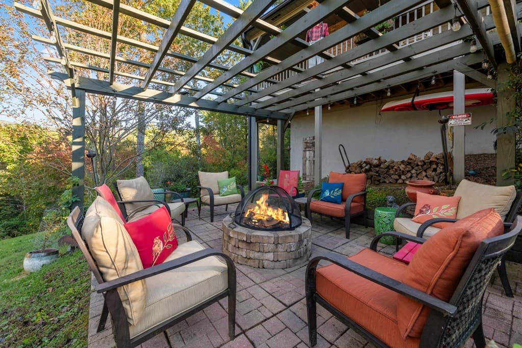 709 Laurel Creek Trail, Blue Ridge GA 30513 - Photo