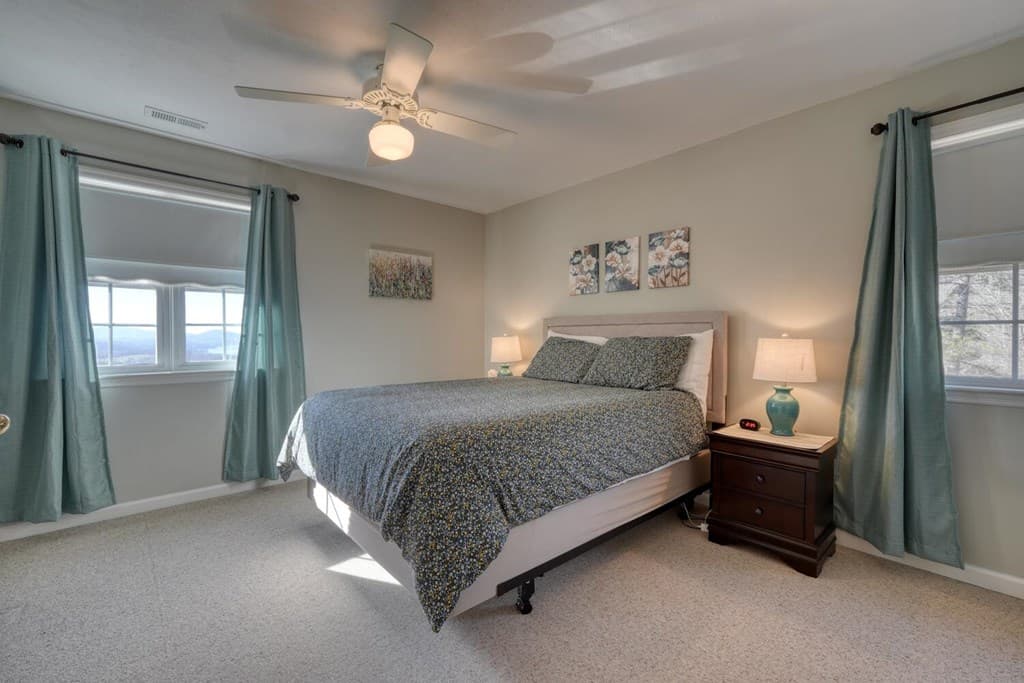 417 Hidden Forest Lane, Hayesville SC 29804 - Photo