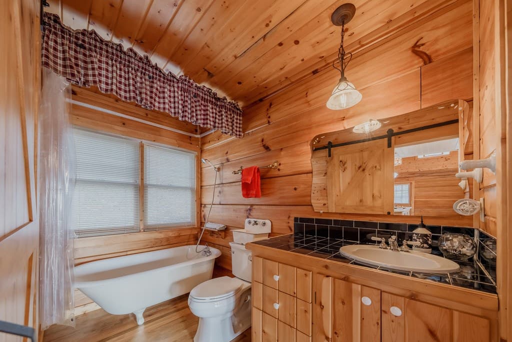 161 Walkabout Creek Road, Morganton GA 30560 - Photo
