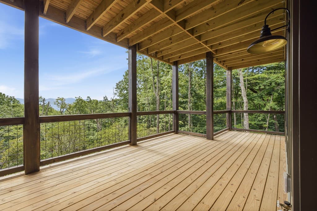 579 Overlook Loop, Young Harris GA 30582 - Photo