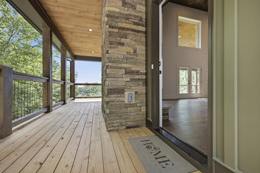 579 Overlook Loop, Young Harris GA 30582 - Photo