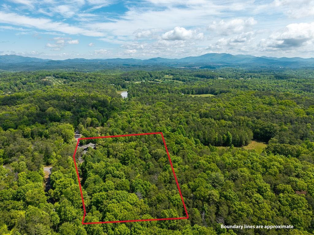 522 Lees Ride, Mccaysville GA 30555 - Photo