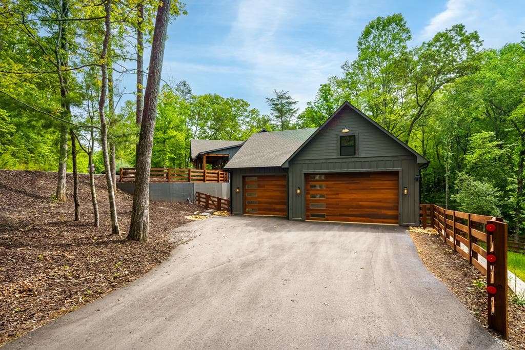 522 Lees Ride, Mccaysville GA 30555 - Photo