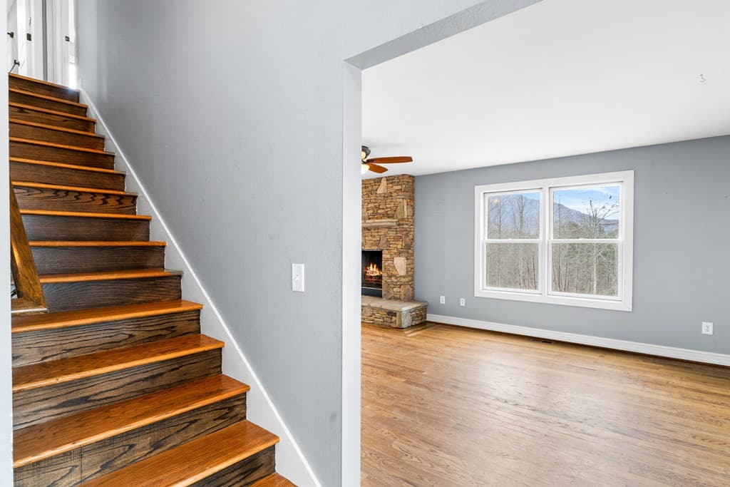202 Bell Orchard Drive, Hayesville NC 28904 - Photo
