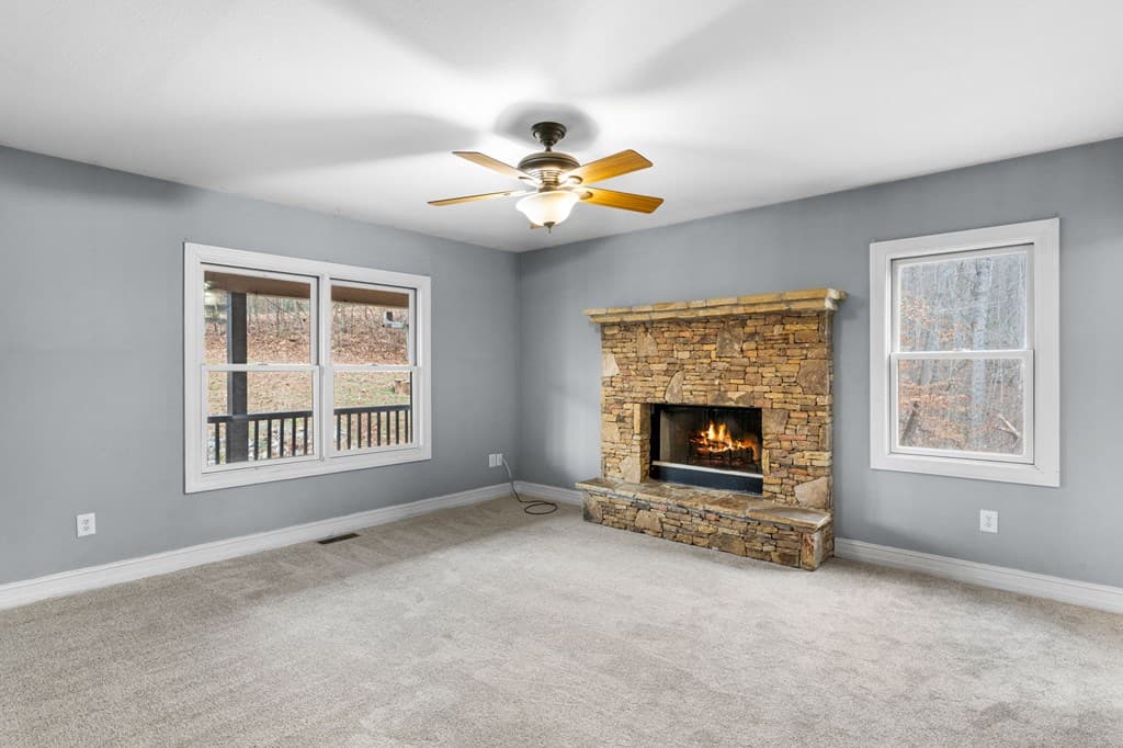 202 Bell Orchard Drive, Hayesville NC 28904 - Photo