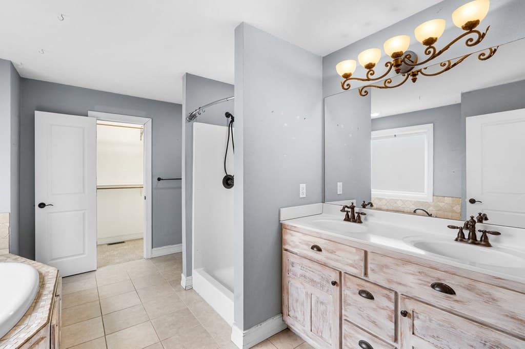 202 Bell Orchard Drive, Hayesville NC 28904 - Photo