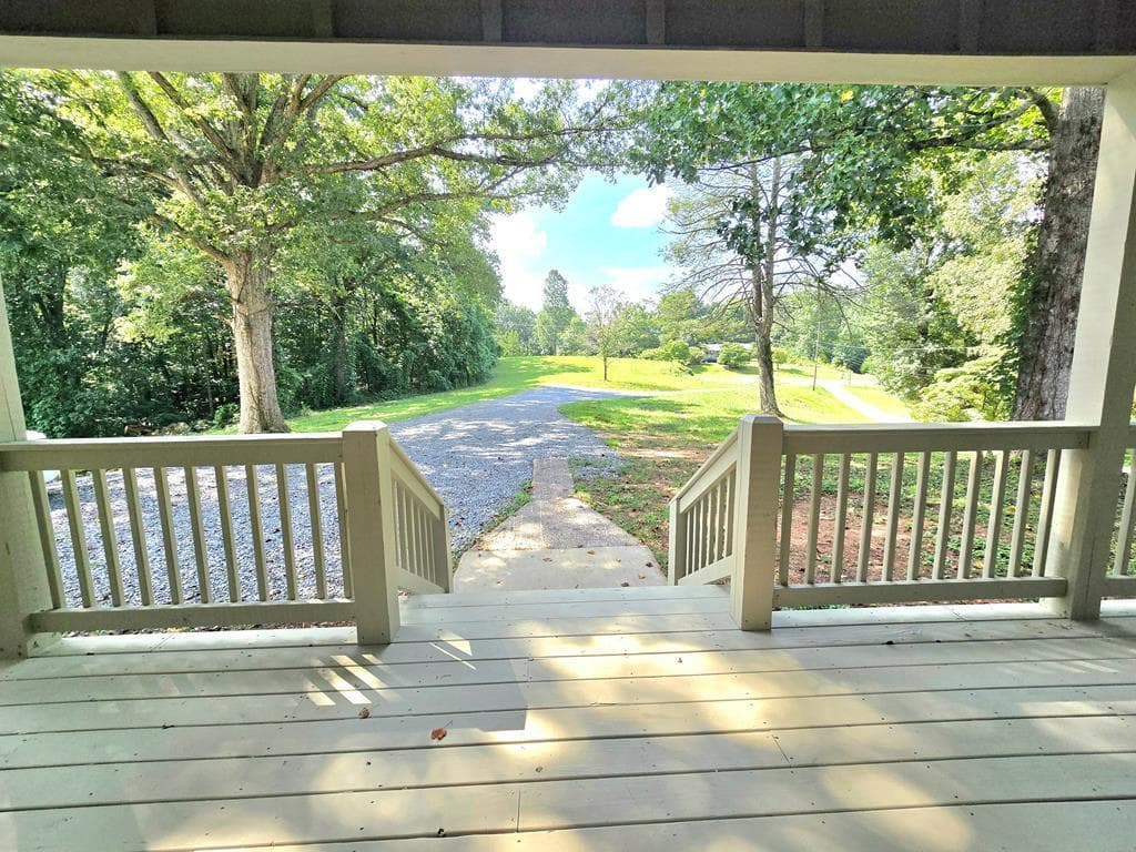 2417 Mobile Rd, Mccaysville GA 30555 - Photo