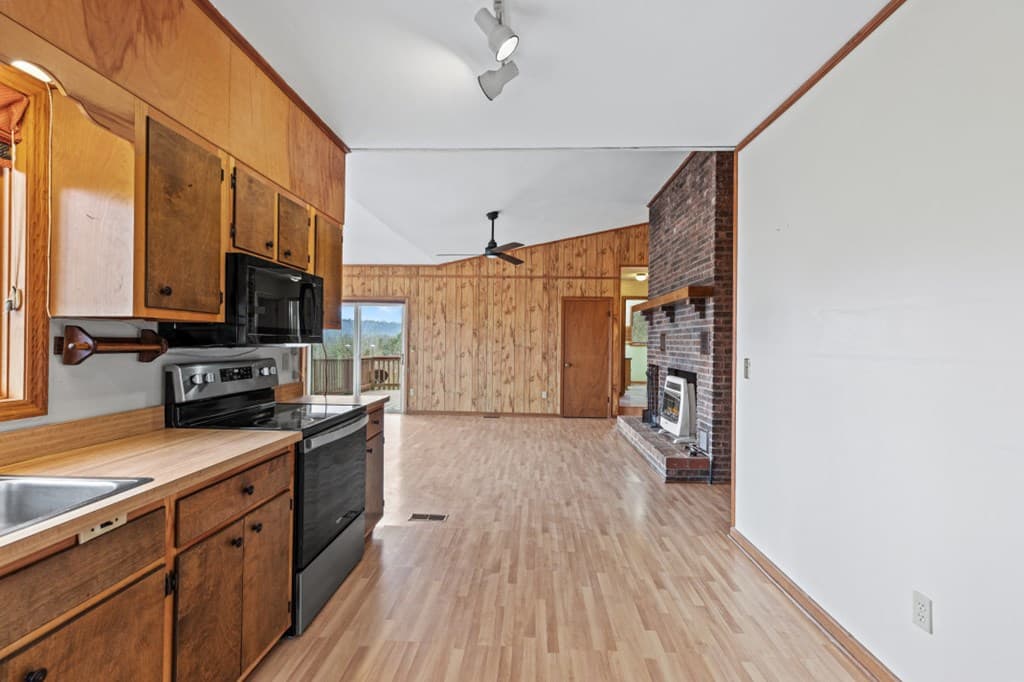411 Sharing Lane, Murphy NC 28906 - Photo