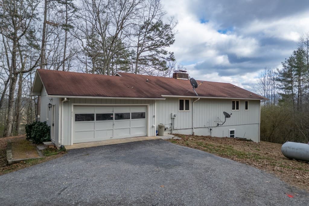 411 Sharing Lane, Murphy NC 28906 - Photo