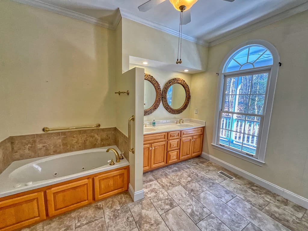 188 Clear Creek Valley Drive, Ellijay GA 30536 - Photo
