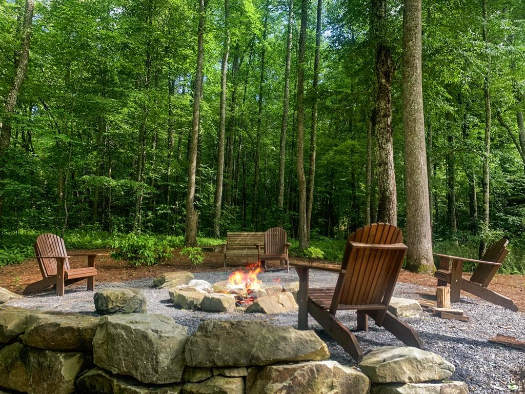 1084 Highgrove Drive, Talking Rock GA 30175 - Photo